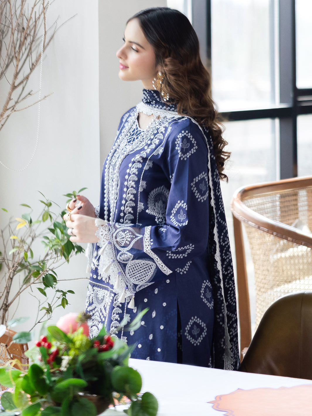 GARDEN GLEE  - D- 06