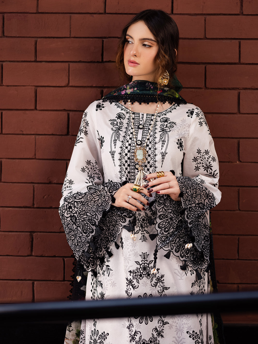 SUNDAZE SOIREE - D- 01