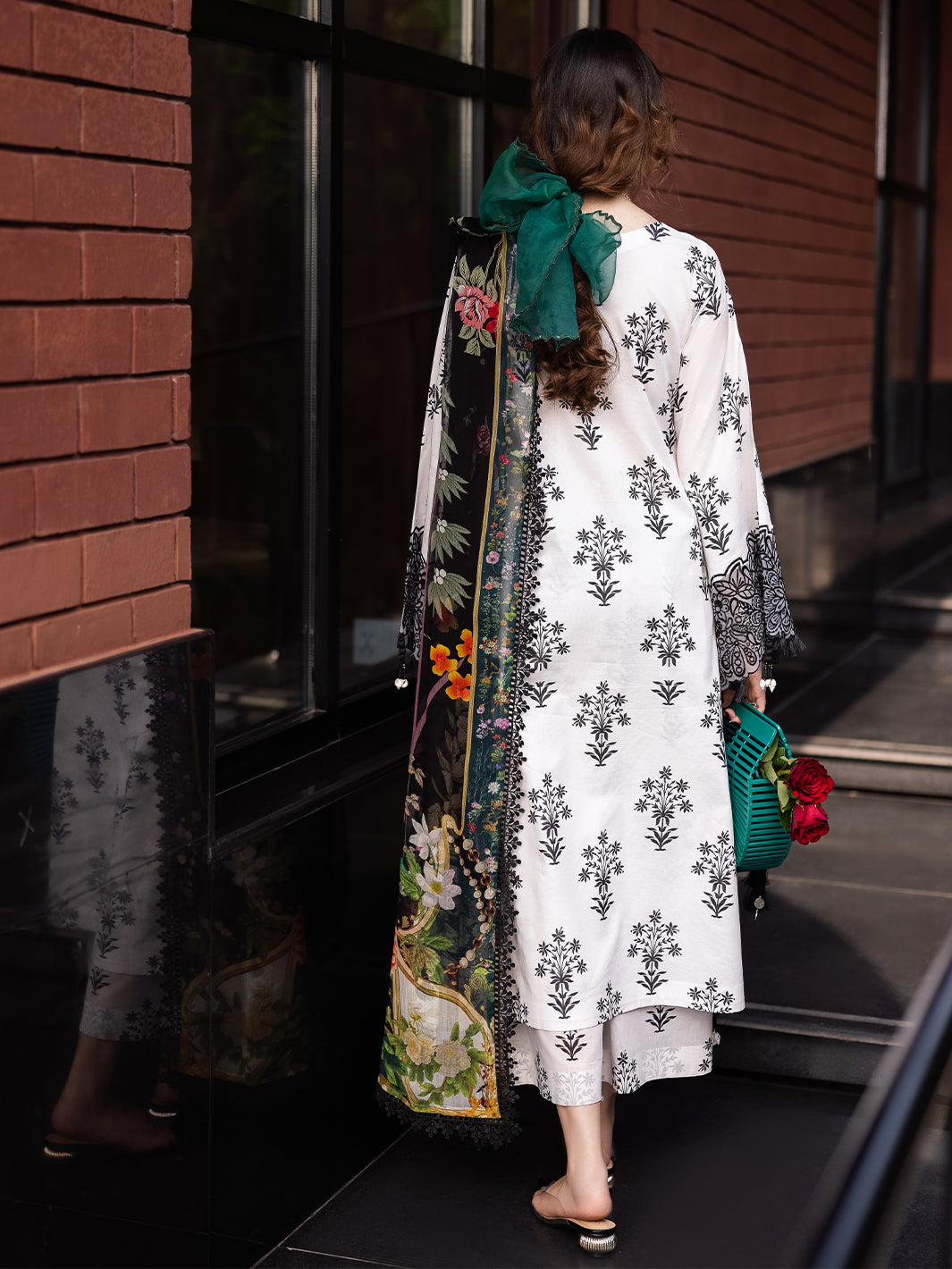 SUNDAZE SOIREE - D- 01